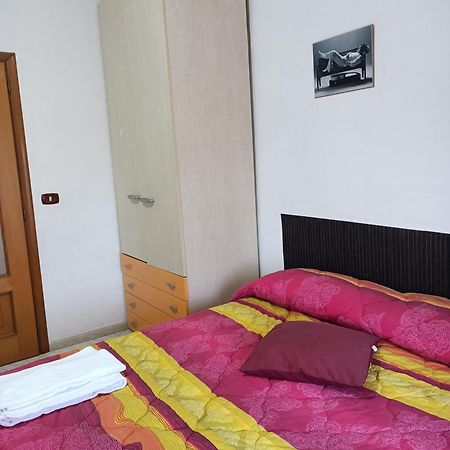 Le Note Di Napoli Apartment Bagian luar foto