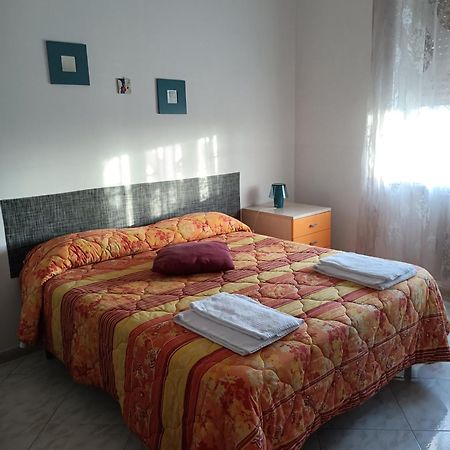 Le Note Di Napoli Apartment Bagian luar foto