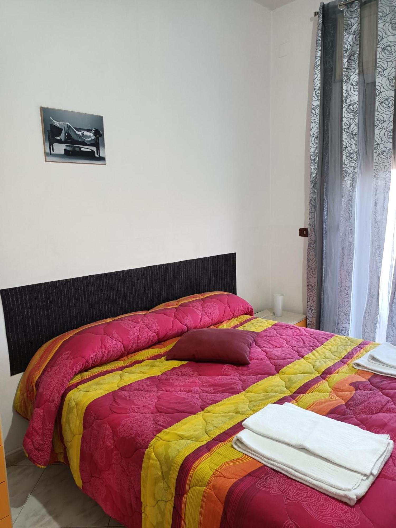 Le Note Di Napoli Apartment Bagian luar foto